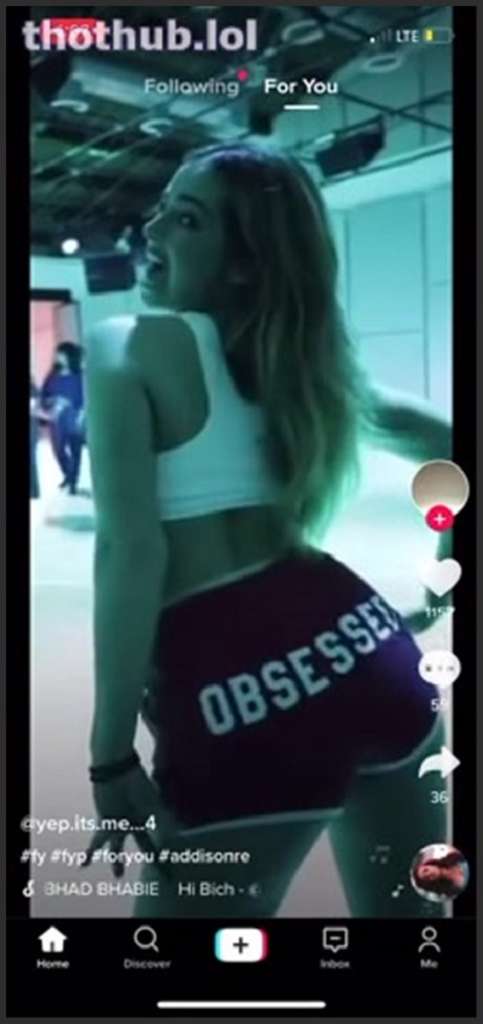 Addison Rae Wichsanleitung große Glocken für eine so schlanke milf